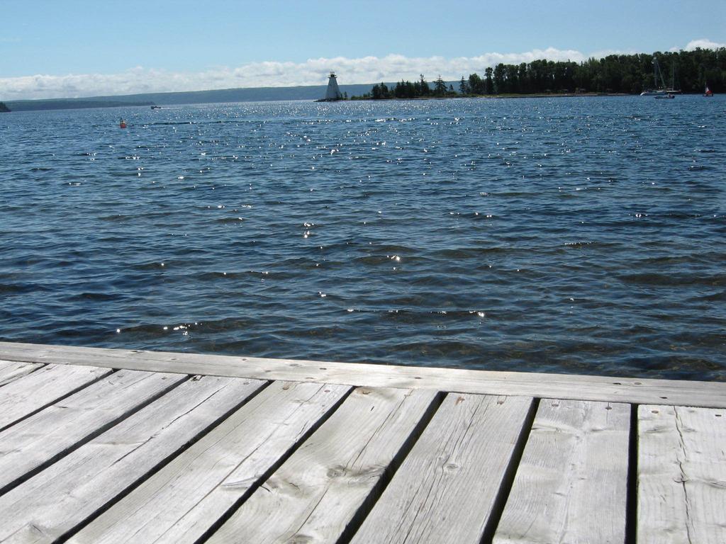 Dunlop Inn Baddeck Inlet Exterior foto